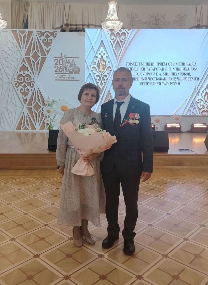 Тетюшане на приеме у Раиса: супруги Бадртдиновы представили район в Казанском Кремле