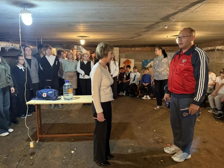 В Тетюшской татарской школе прошла тренировка по эвакуации при угрозе атаки БПЛА
